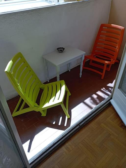 Joly 2 Pieces A 100 Mt De La Mer Menton Exterior foto